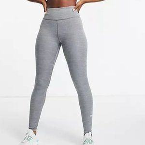NWOT Nike One Mid-Rise Leggings